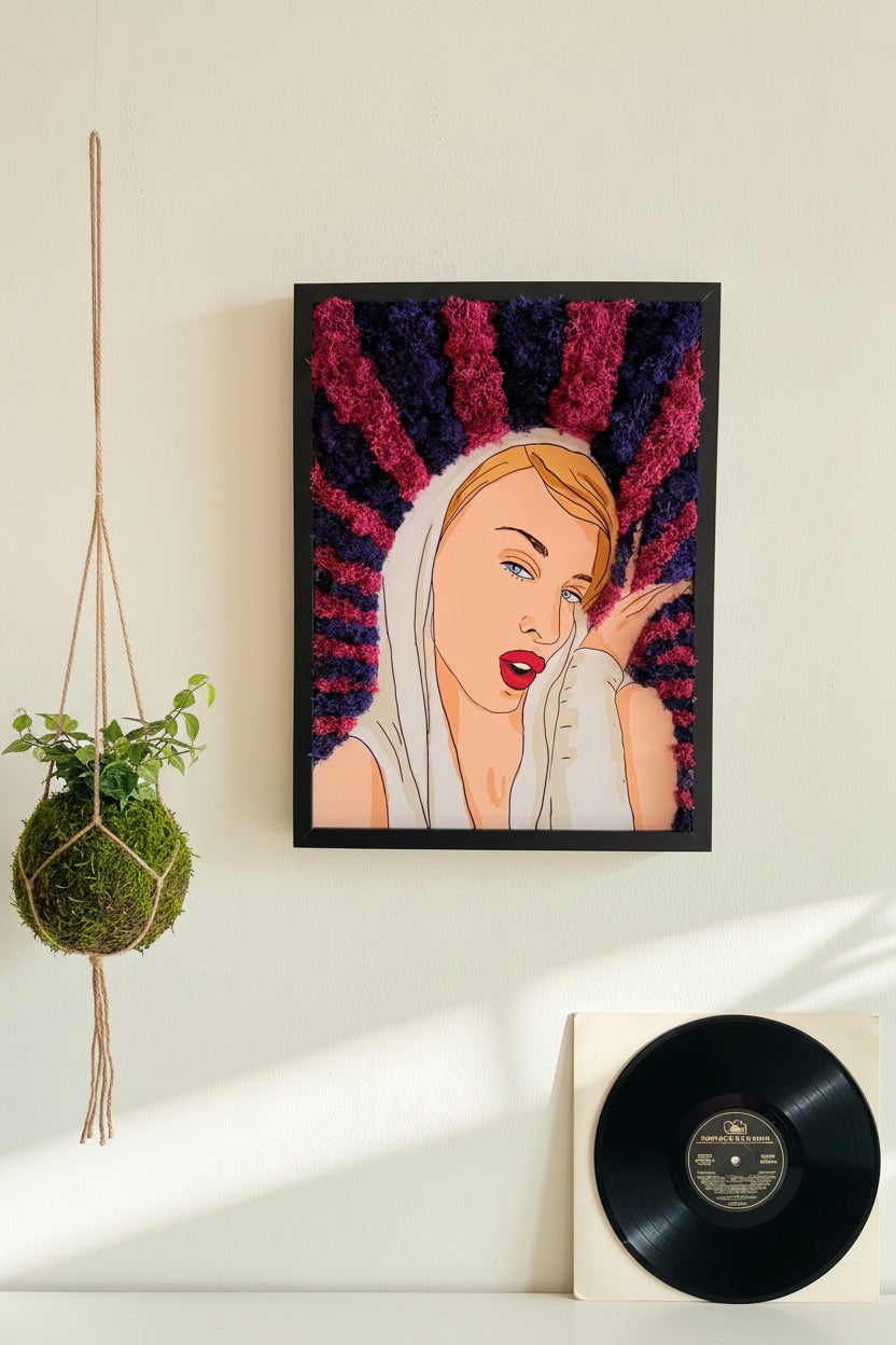 Ilustração Kyle Minogue com Musgo Preservado 40x30cm | Arte Tridimensional | Pop Art | Moss art