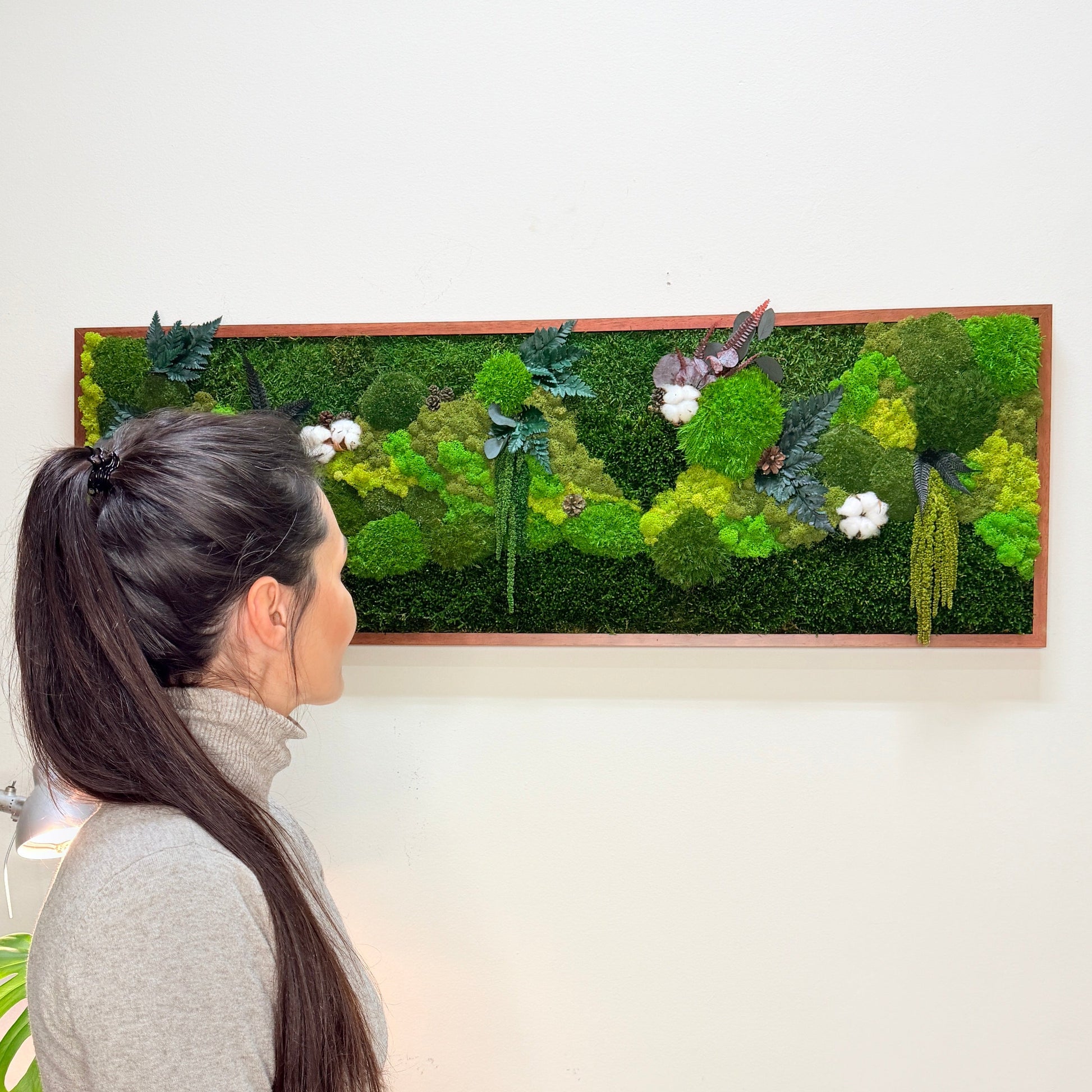 quadro musgo e plantas preservadas